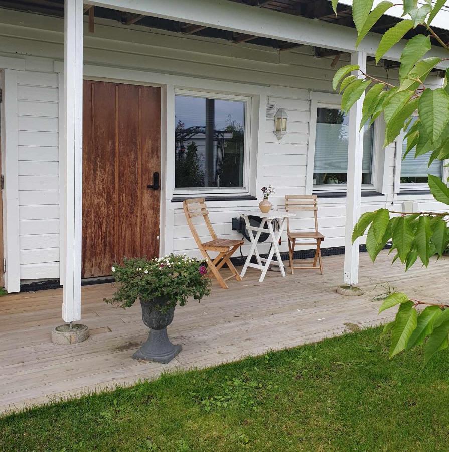 Small And Cosy With Free Parking Tromsø Extérieur photo